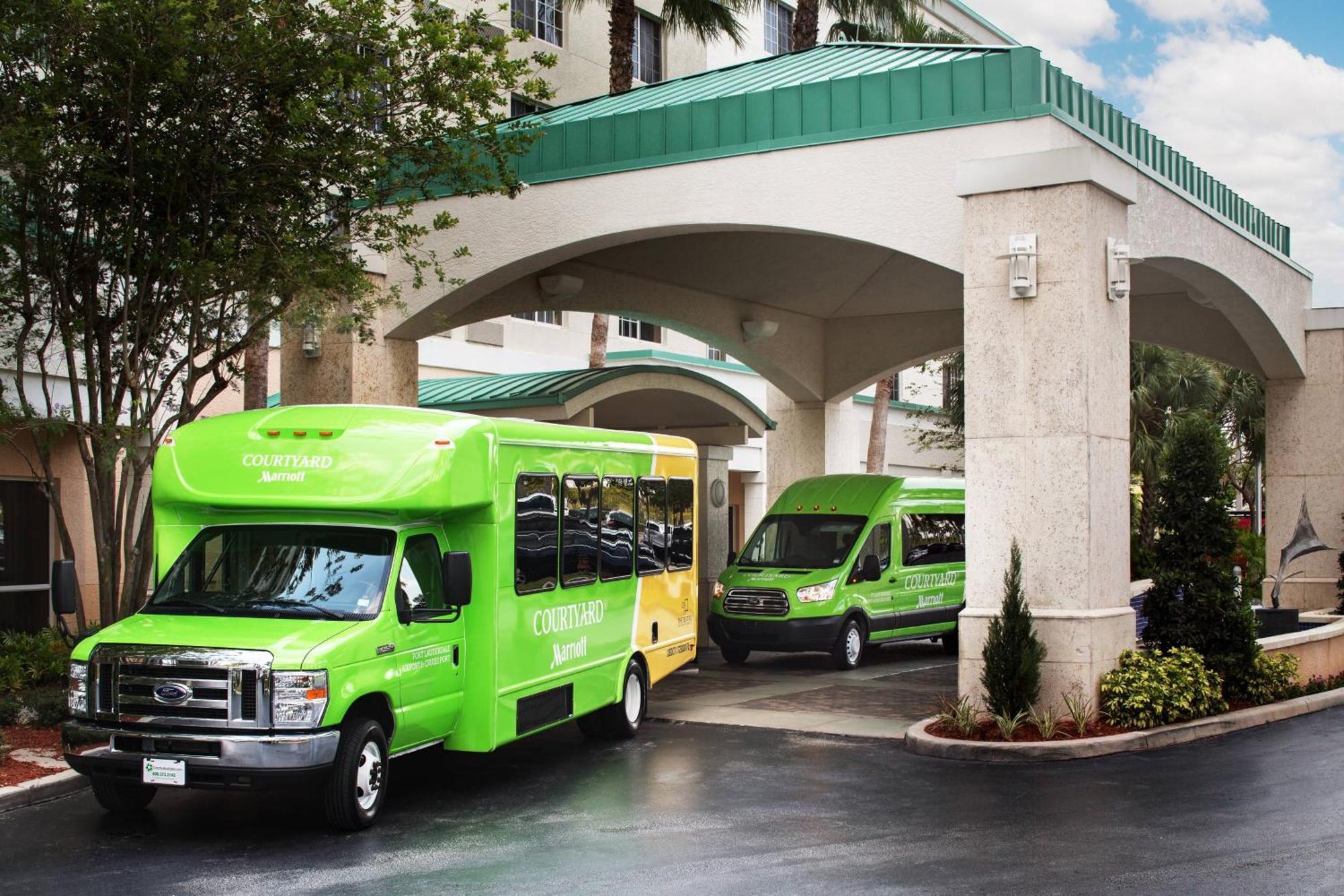 Courtyard By Marriott Fort Lauderdale Airport & Cruise Port Дейния Бийч Екстериор снимка
